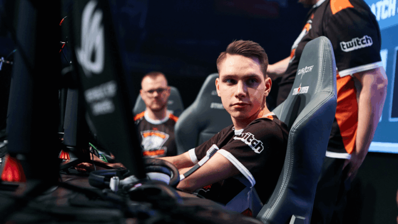 Virtus8