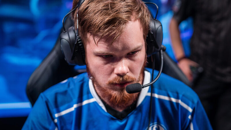 FC Schalke 04 Nukeduck