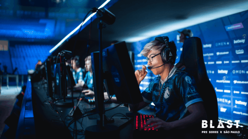 Twistzz