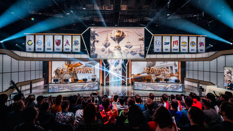 Worlds Stage 2019