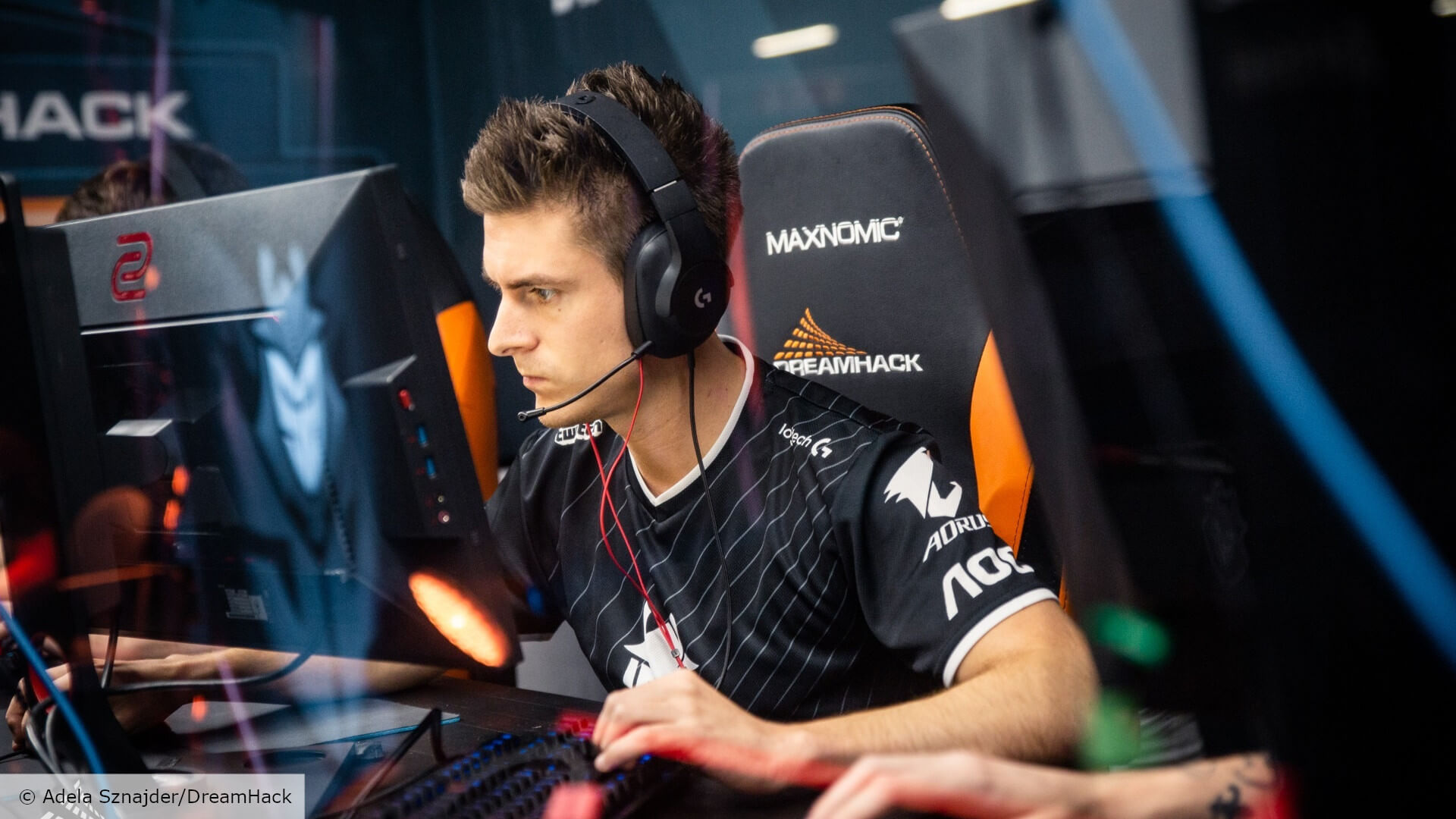 ex6tenz-csgo-valorant-switch-nip