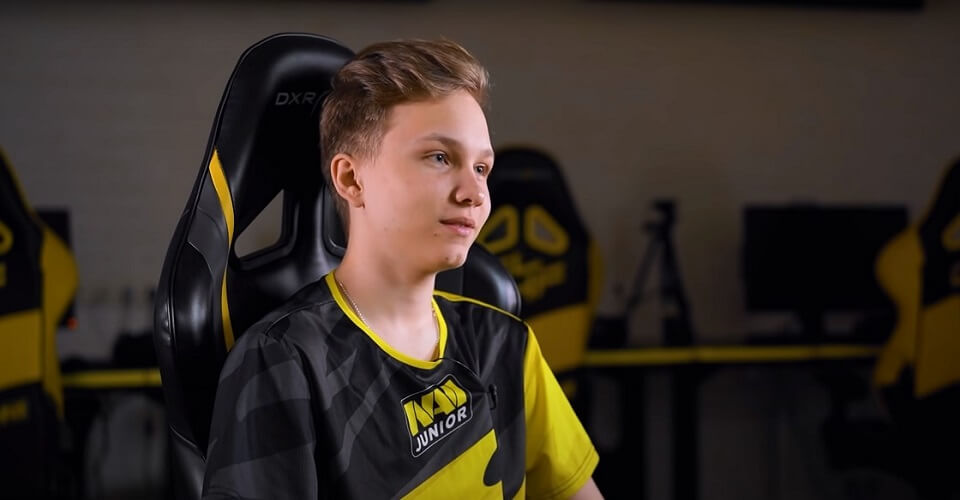 m0NESY