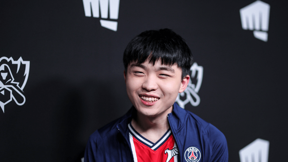 lol-worlds2020-psg-talon-uniboy