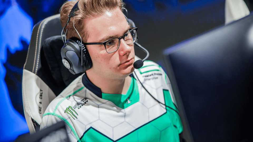 lol-worlds2022-evil-geniuses-inspired