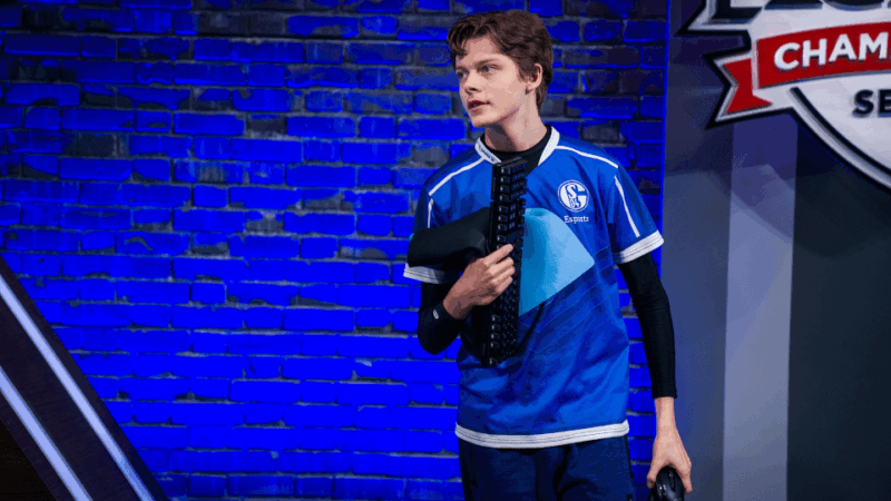 lol-lec-schalke-04-pridestalker